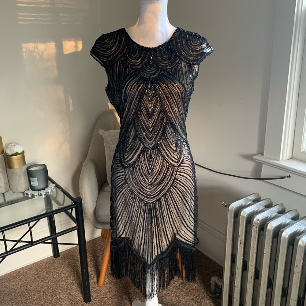 Vijivi cocktail, Gatsby, Art Deco, 1920’s dress.